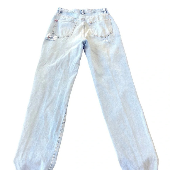 BDG Urban Outfitters 26 High Rise Mom Jeans Light Washed Holes Destroyed Ripped - Picture 4 of 10